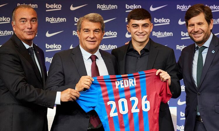 El Barça blinda a Pedri hasta 2026