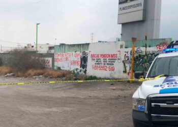 Abandonan a cuatro hombres sin vida en zona de bodegas de Santa Catarina