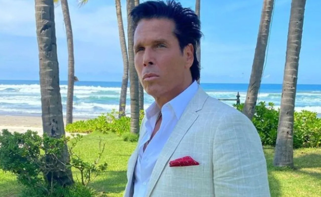 Roberto Palazuelos reutiliza la comida que dejan los huéspedes de su hotel