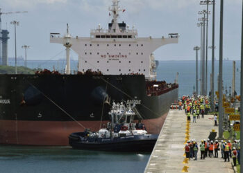 Panamá denuncia daños en tres barcos tras ataque ruso