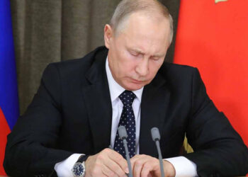Putin firma decreto que permite al Gobierno prohibir exportaciones de materias primas