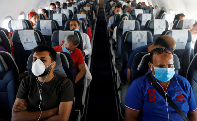 EU retira recomendaciones de «no viajar» a cerca de 90 países por COVID