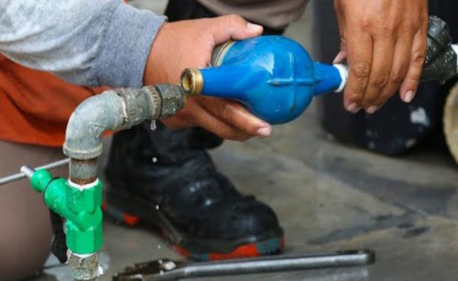 Autoridades instalan más de 2 mil reductores de agua en Nuevo León