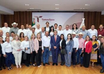 Carmen Lilia participa en mesa de trabajo con el Gobernador de Tamaulipas