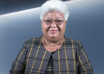 VIDEO. En Puerto Rico, mujer se gradúa de la universidad a los 65 años