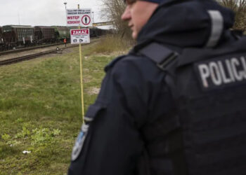 En Polonia, localizan los cadáveres de 3 recién nacidos en el sótano de una vivienda